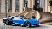 Bugatti Chiron front left view