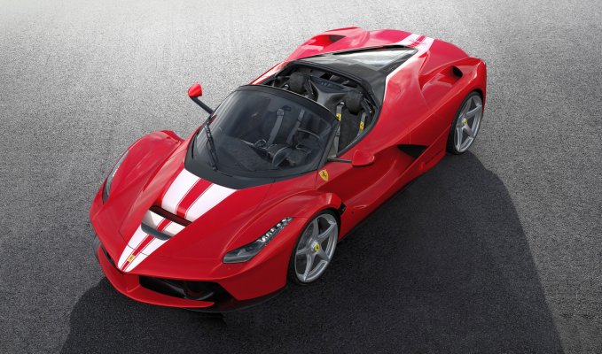 Ferrari LaFerrari Aperta front side view red