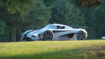 Koenigsegg One:1 side view