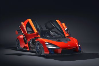 McLaren Senna doors open front side