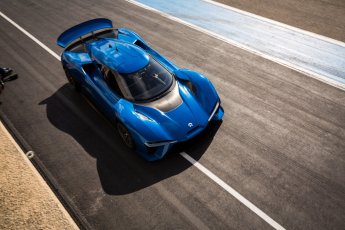 NIO EP9 electric hypercar racetrack