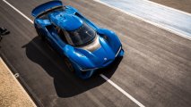 NIO EP9 electric hypercar racetrack