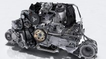 Porsche_911_GT2_RS_engine_view