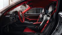 Porsche_911_GT2_RS_interior_view