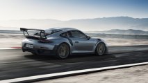 Porsche_911_GT2_RS_rear_side_view